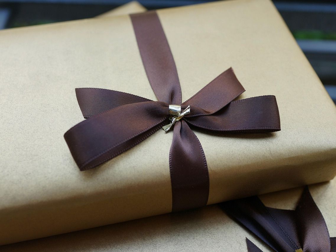 Long - term memories or 5 Best Presents for an Evergreen Aesthetic